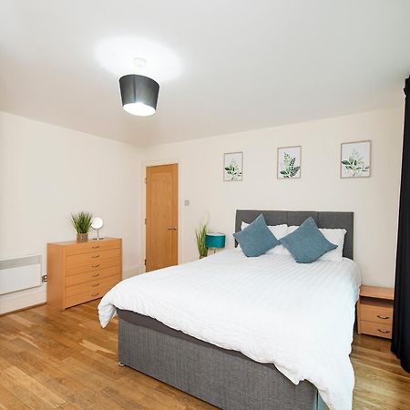 לונדון Amazing Thames View Apartment מראה חיצוני תמונה