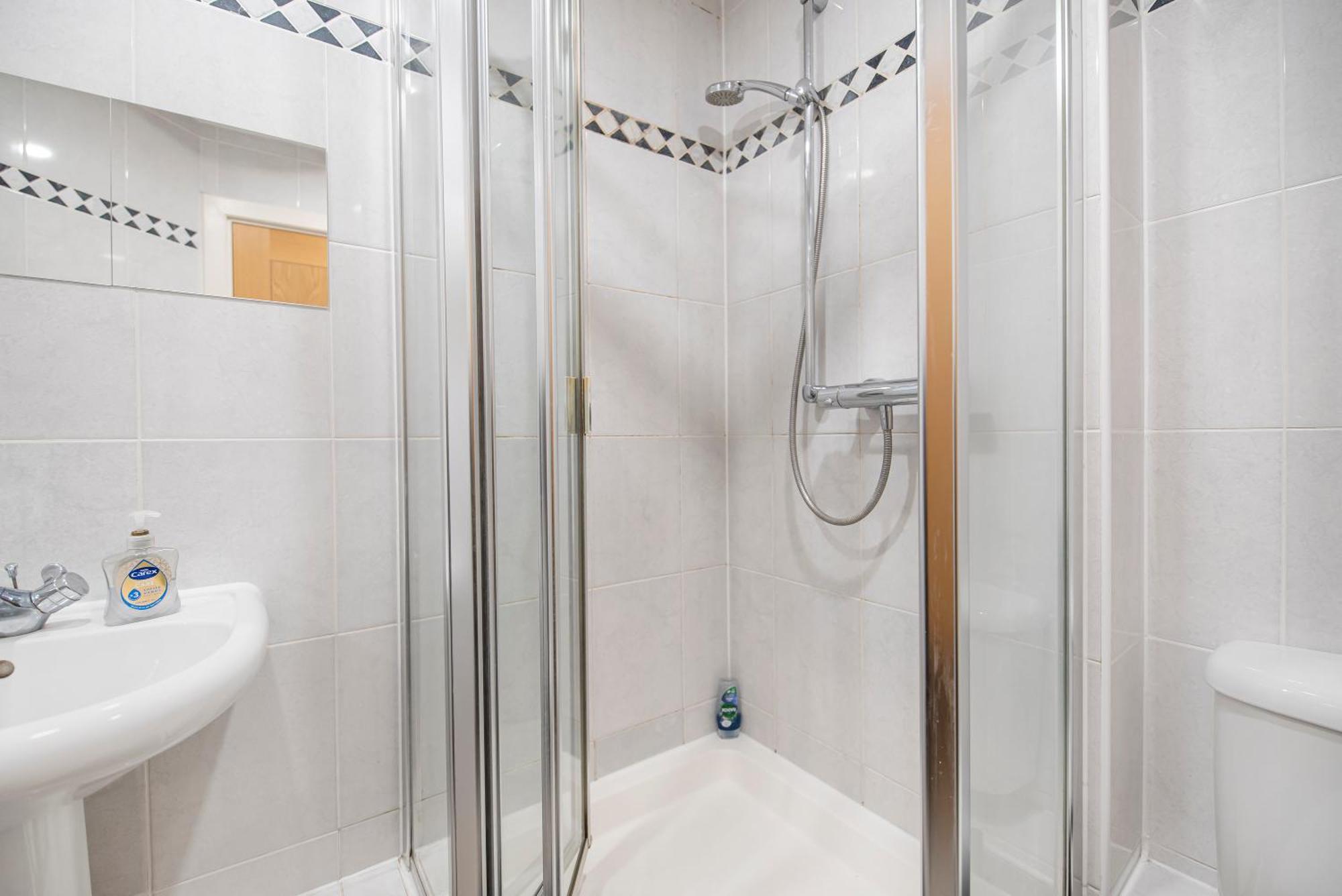 לונדון Amazing Thames View Apartment מראה חיצוני תמונה