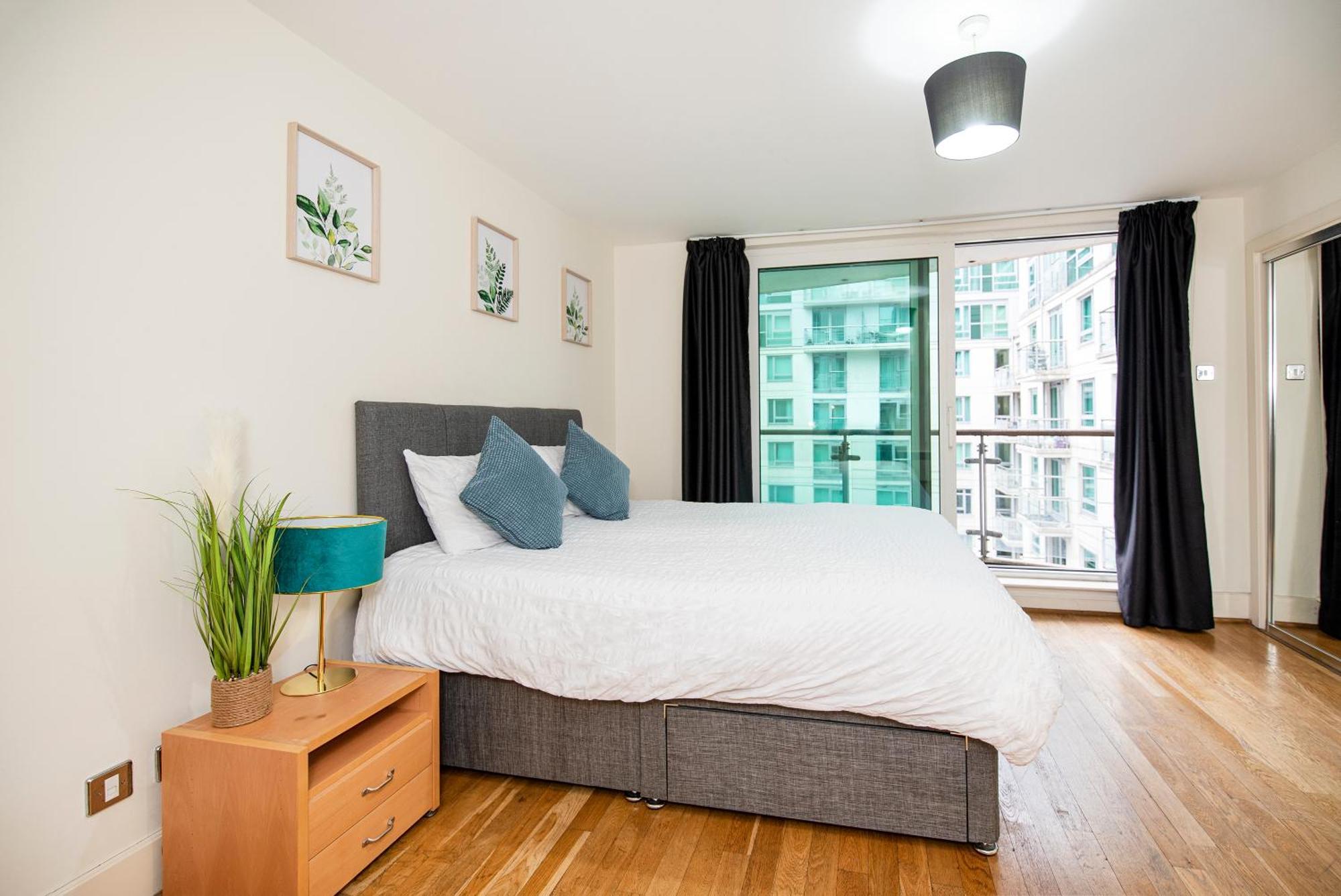 לונדון Amazing Thames View Apartment מראה חיצוני תמונה