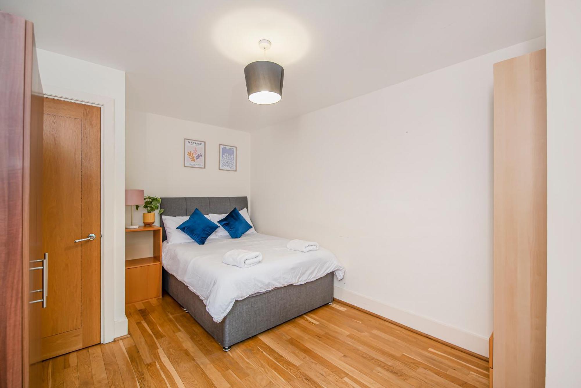 לונדון Amazing Thames View Apartment מראה חיצוני תמונה