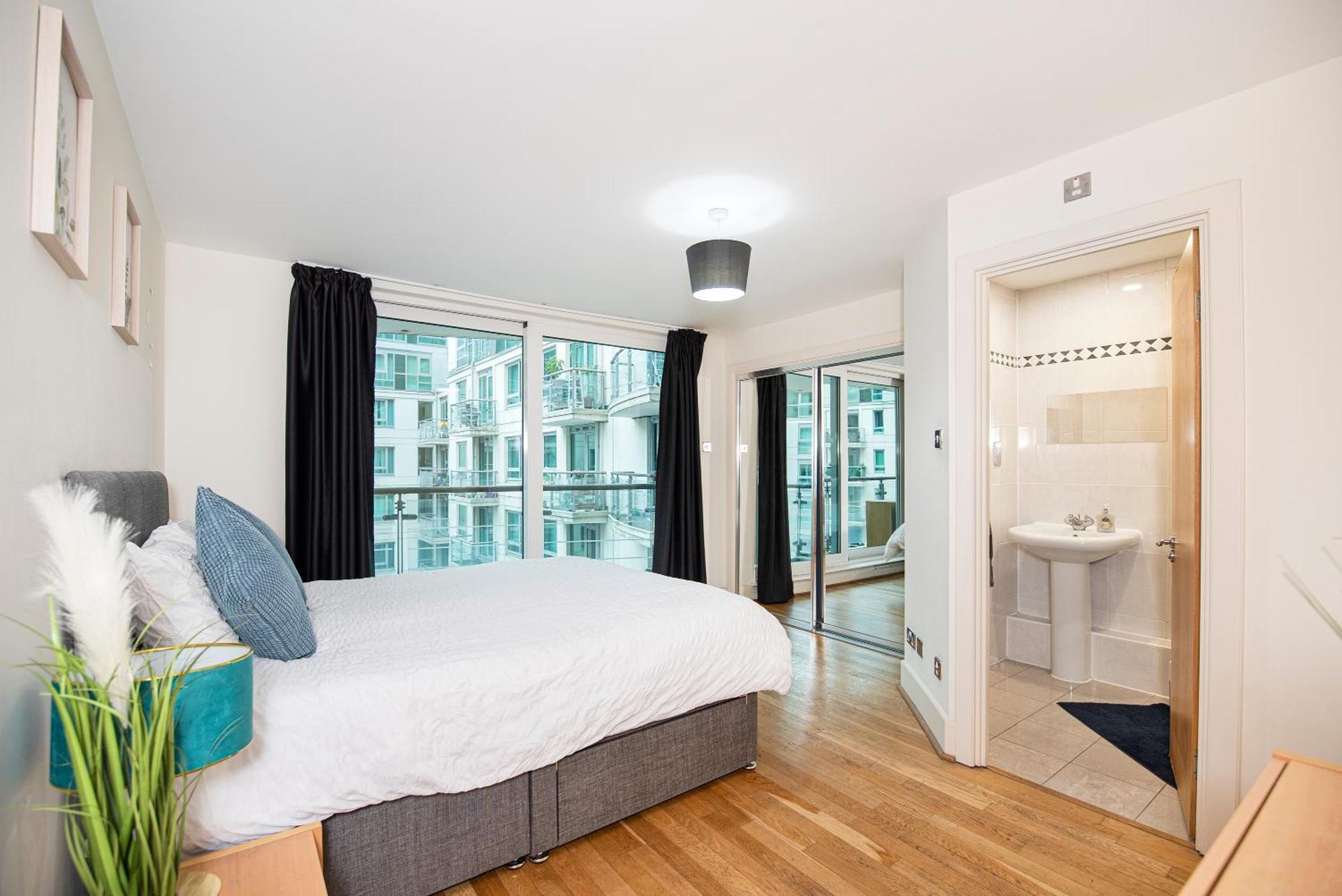 לונדון Amazing Thames View Apartment מראה חיצוני תמונה